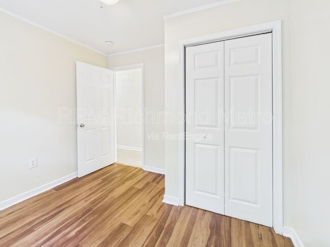 Building Photo - 923 N 20th St