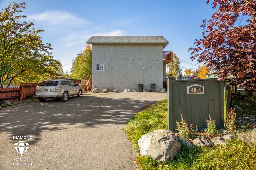 Building Photo - 4000 Harrison St