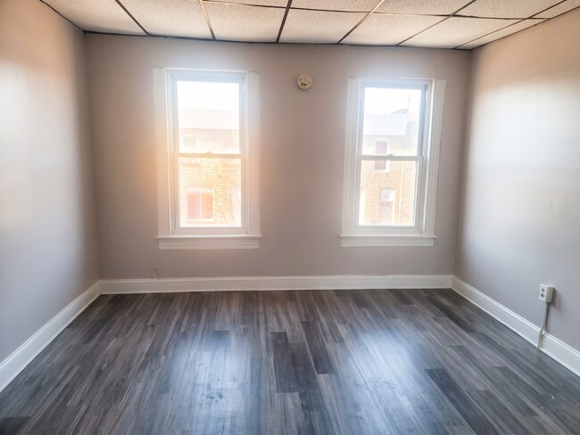 Building Photo - MUST SEE BEAUTIFUL HOME