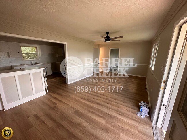 Building Photo - 2-bed 1-Bath House