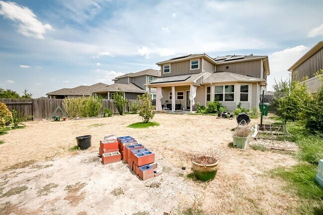 Building Photo - 15912 Cadoz Dr
