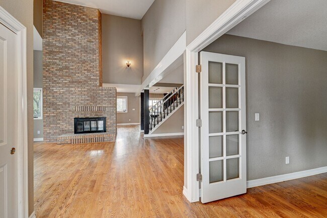 Building Photo - 3369 S Tulare Ct