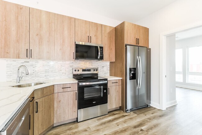 Building Photo - 953 Belmont Ave