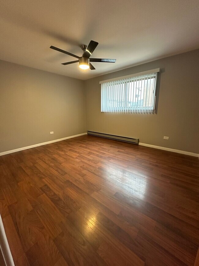 Building Photo - 6334 W 65th St