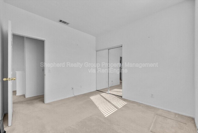 Building Photo - 13332 Mimosa Ln