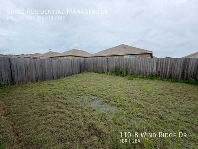 Building Photo - 110-B Wind Ridge Dr --