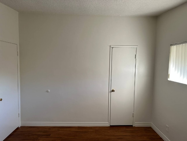 Building Photo - 5154 Santa Ana St