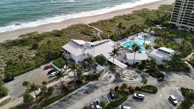 Building Photo - 2400 S Ocean Dr