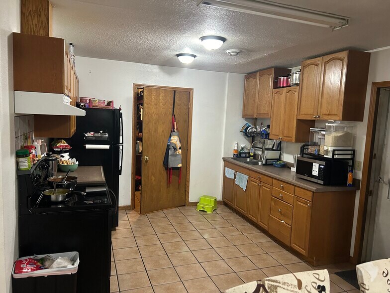 Primary Photo - 620 N 3rd St