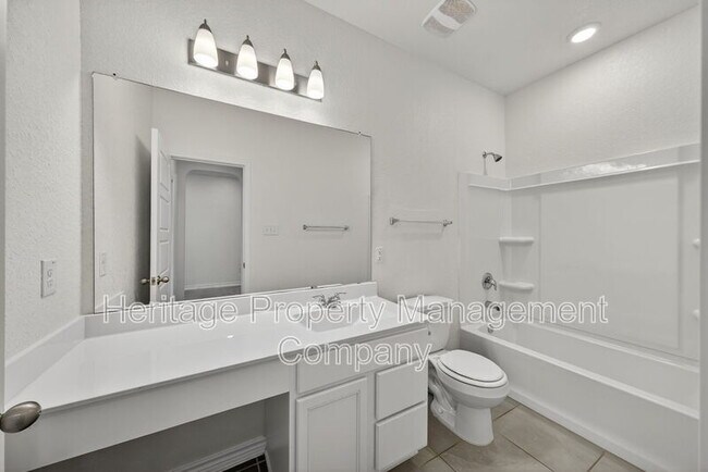 Building Photo - 8014 Kingfisher Lndg