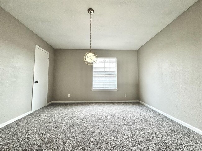 Building Photo - 11525 Beechnut St