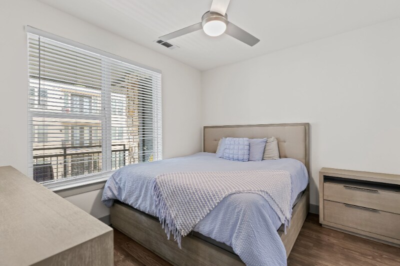 Building Photo - 3801 Vitruvian Way