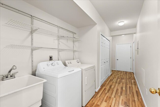 Building Photo - 17104 Chesapeake Cir
