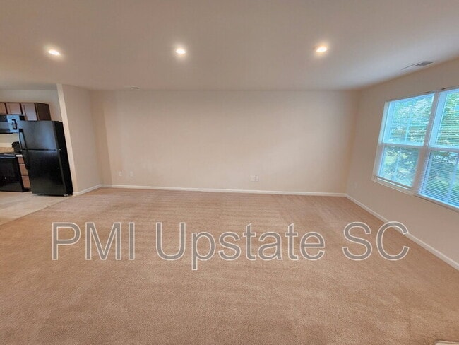 Building Photo - 236 Lily Park Way