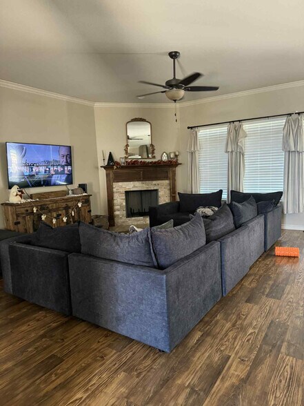 Building Photo - 9123 Eddy Water Cir