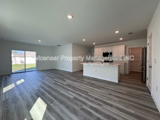 Building Photo - 10523 Dusty Boot Rd
