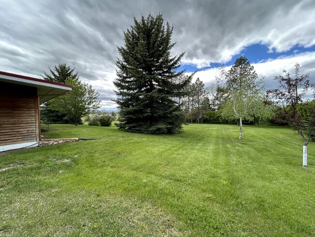 Building Photo - Cozy Rooms for Rent in Bozeman! $850-$1000...