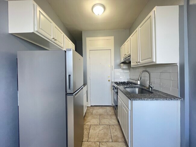 207 S Harrison St 38 - 220 S Harrison St