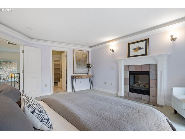 Building Photo - Bright & Beautiful Forest Heights Home with Gourmet Kitchen, Bonus Space & Private Cul-de-Sac Set...