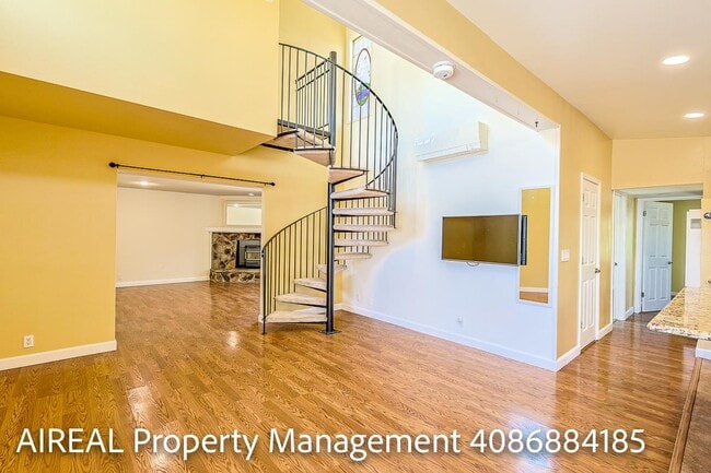 Building Photo - 10697 Morengo Dr