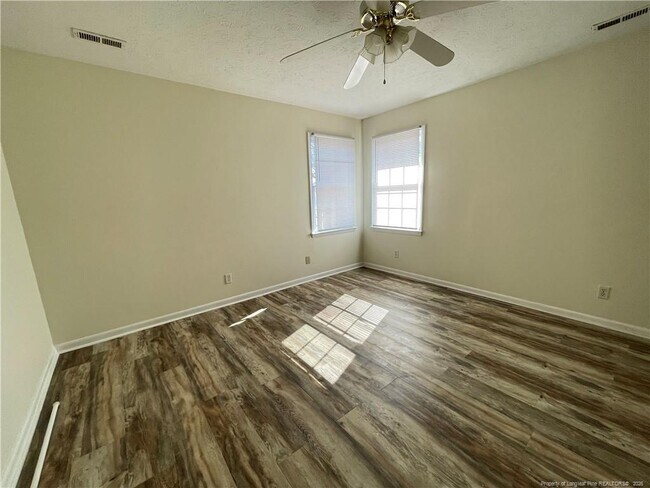 Building Photo - 7895 Burwell Dr