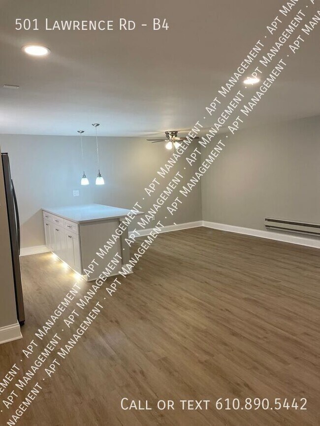 Building Photo - 501 Lawrence Rd