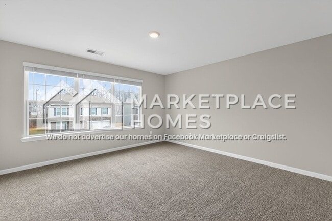 Building Photo - 923 Elliot Rd