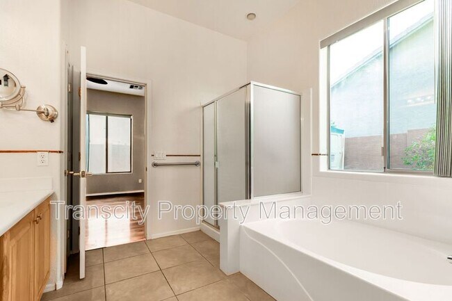 Building Photo - 6502 S Adobe Dr