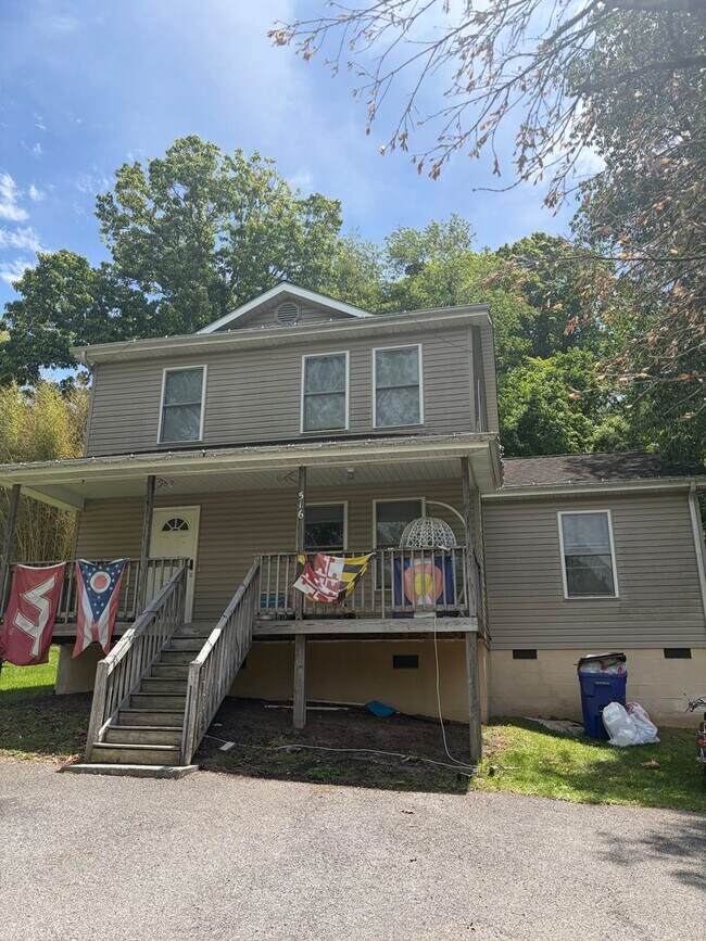 Building Photo - 3 Bedroom House Located in the Heart of Blacksburg