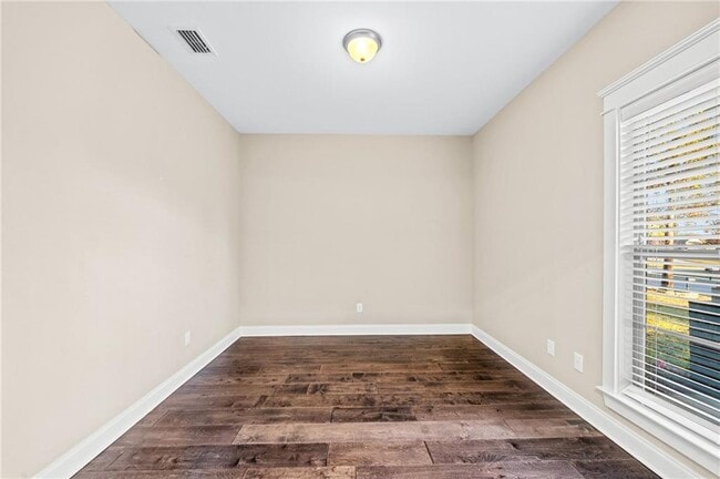 Building Photo - 7817 Hemlock St