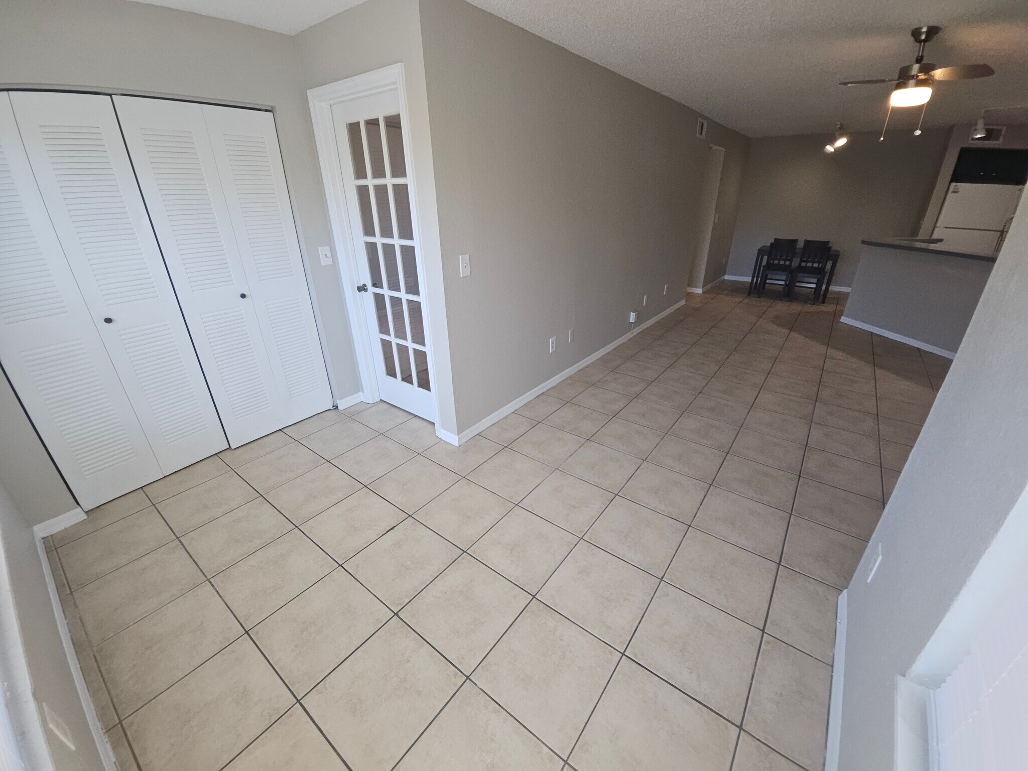 Building Photo - 4658 Commander Dr