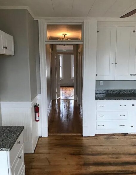 Building Photo - 17 Highland Park