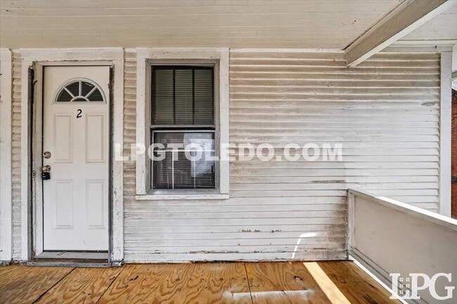 Building Photo - 414 Platt St