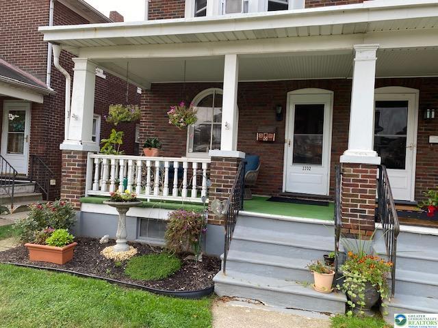 Primary Photo - 2234 Fairview Ave