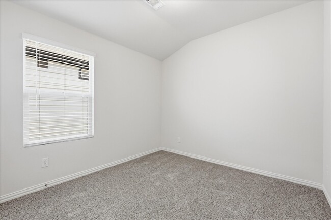Building Photo - 2821 Bursera Ln