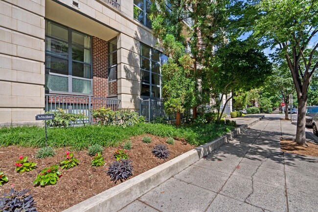 Building Photo - 2020 12th St NW