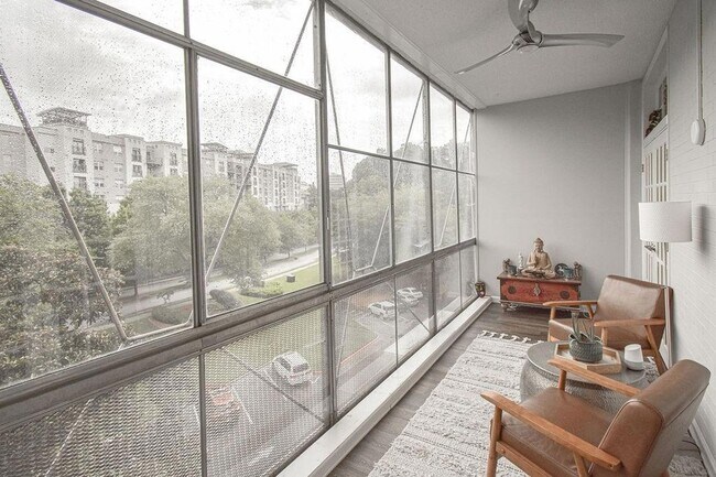 Building Photo - 130 26th St NW