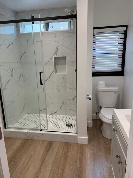 Bathroom3 - 946 15th Pl