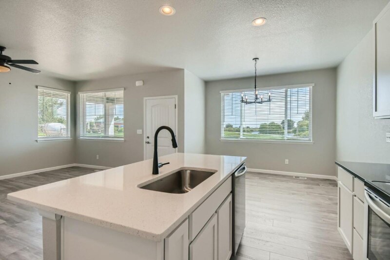 Building Photo - 2620 Brookstone Dr