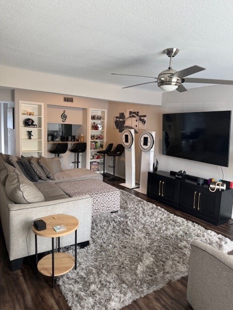 Building Photo - 6111 Beverly Hill St