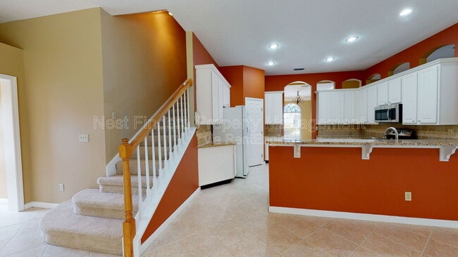 Building Photo - 11861 Lake Fern Dr