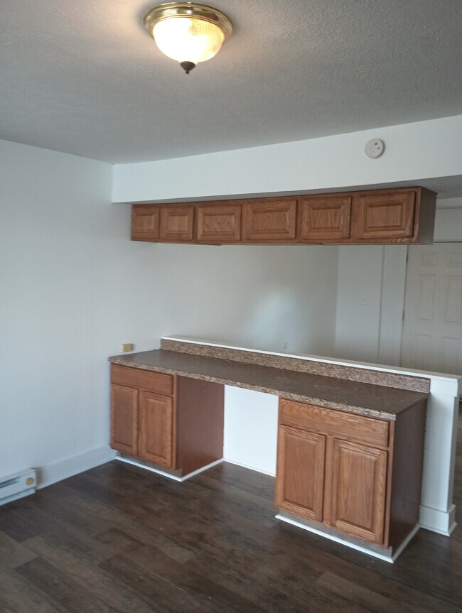 Building Photo - 342 Edgewater Ave NW