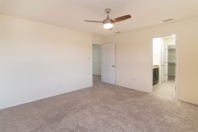 Building Photo - 5607 Lone Star Lp
