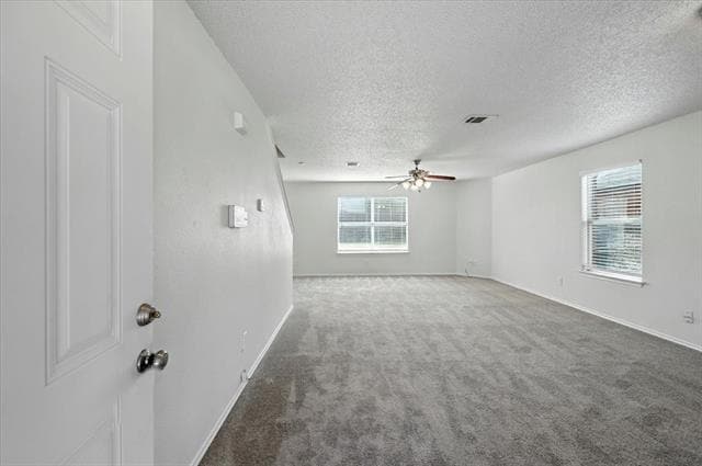 Building Photo - 1525 Hedgewood Trail