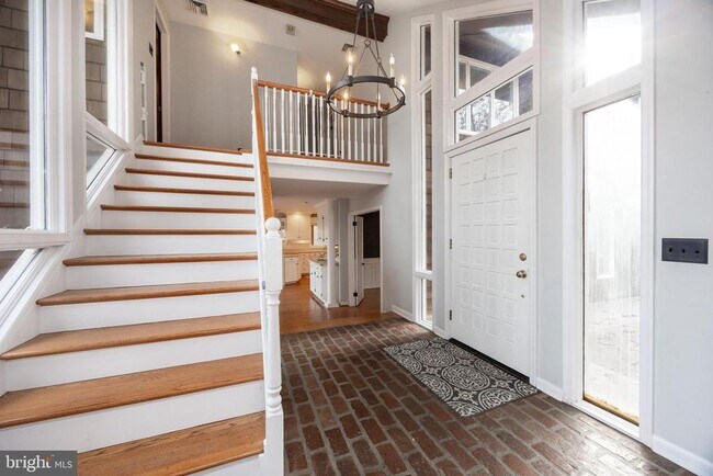 Building Photo - 1104 Tinker Hill Ln