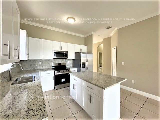 Building Photo - 2721 SW 149th Pl
