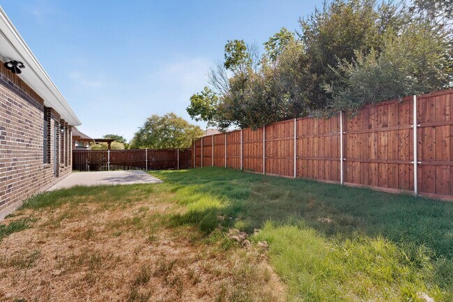Building Photo - 3312 Glen Crest Ln