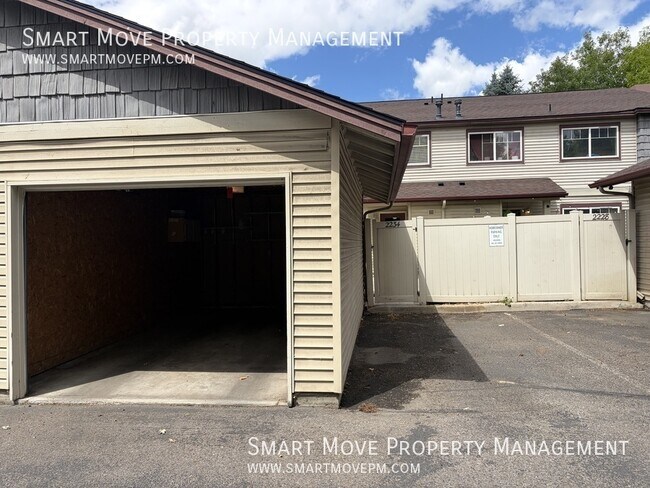 Building Photo - 2234 S Shoshone St