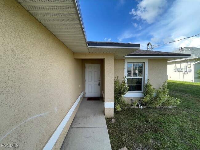Building Photo - 1619 SW 33rd St