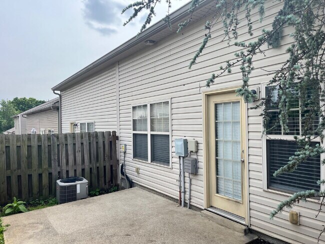 Building Photo - 2716 Nashboro Blvd